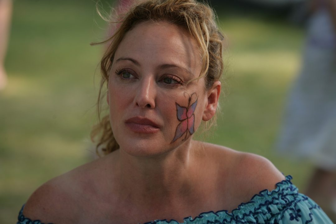 Virginia Madsen Background images