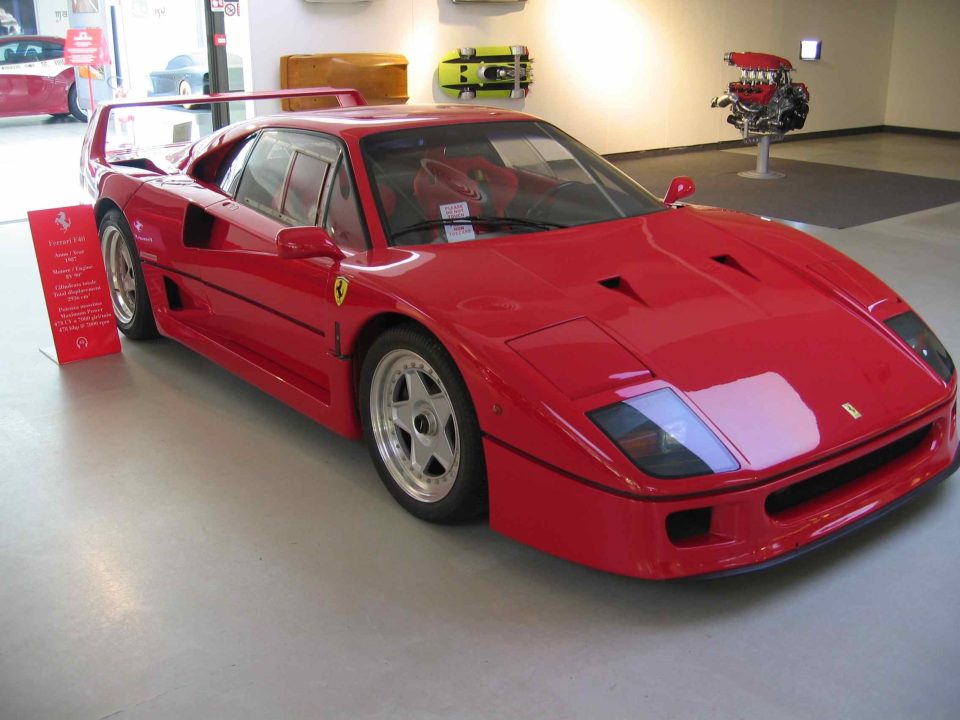 Ferrari F40 High Definition