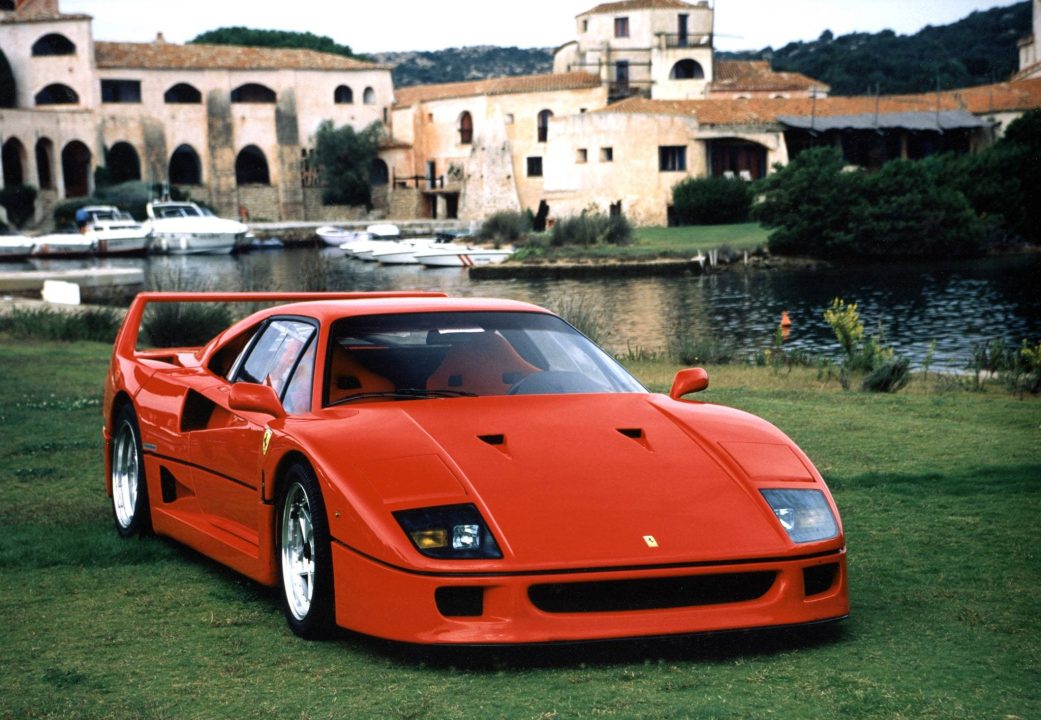 Ferrari F40 Photo Gallery