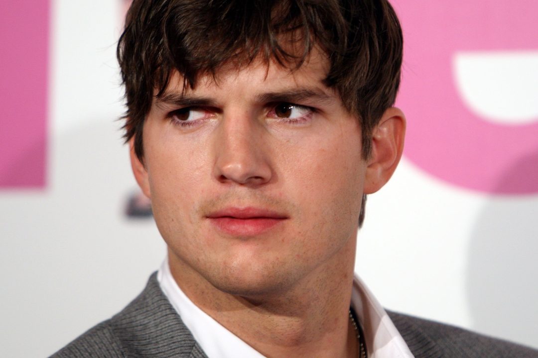 Ashton Kutcher Computer Wallpapers