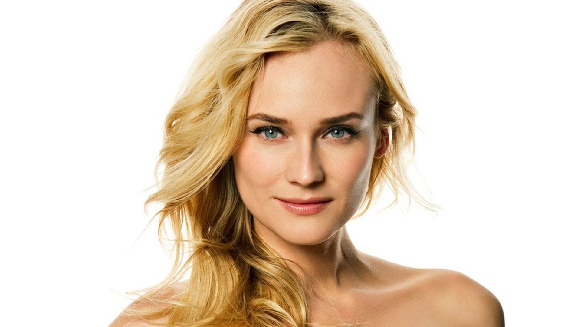 Download Actress Diane Kruger Wallpaper