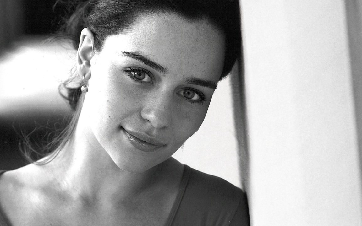 Emilia Clarke Wallpapers 3