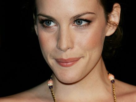 Liv Tyler Face