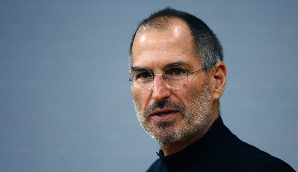 Steve Jobs - Wallpics.Net