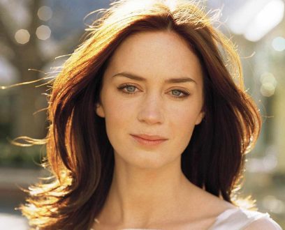 Emily Blunt Windows Wallpapers