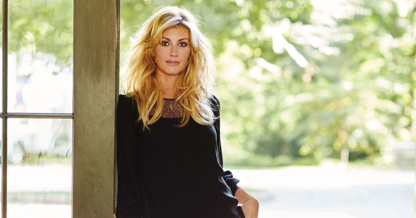 Faith Hill Desktop images