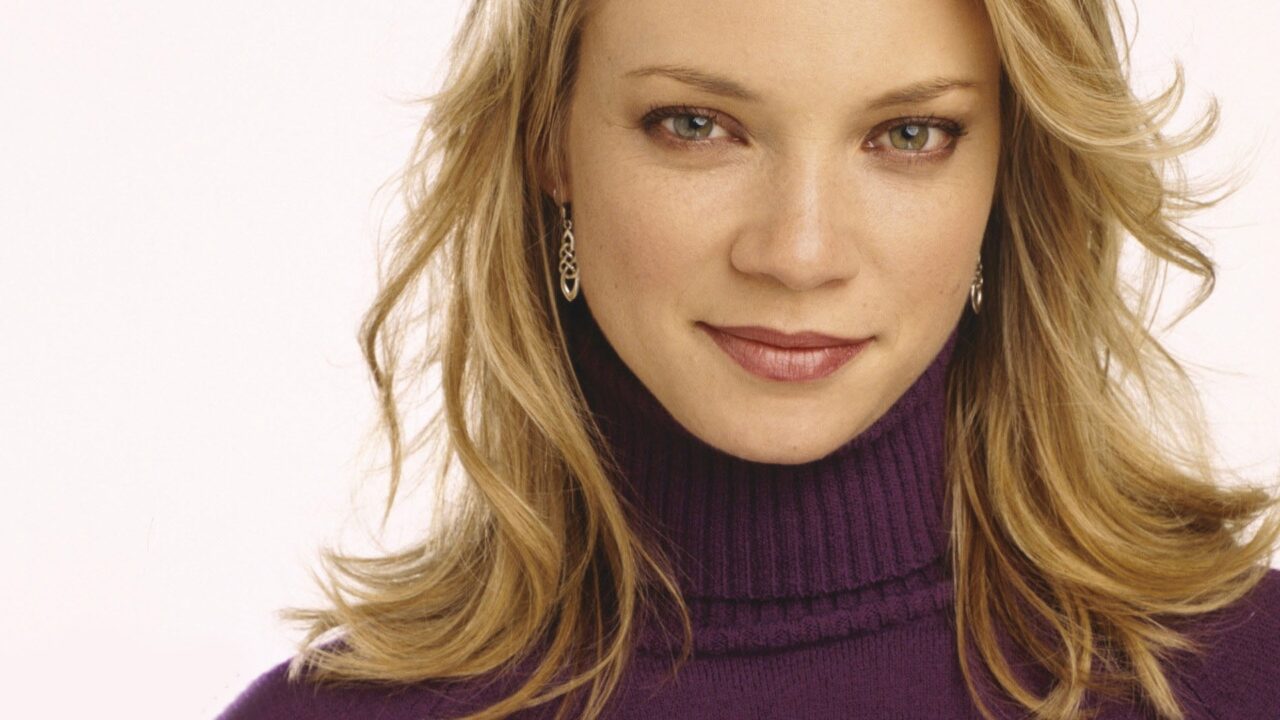 Amy Smart Pics