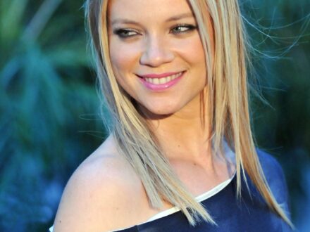 Amy Smart Pictures