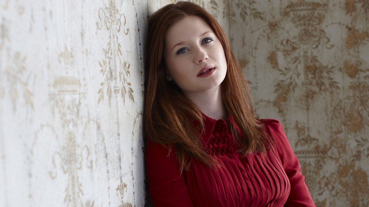 Bonnie Wright Red Dress