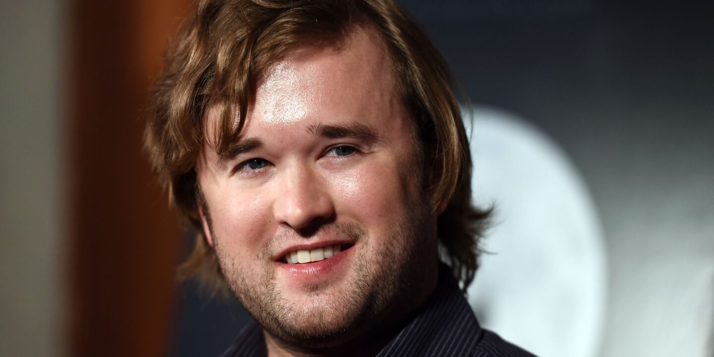 Haley Joel Osment Desktop images