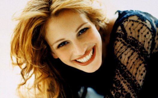 Julia Roberts Gallery