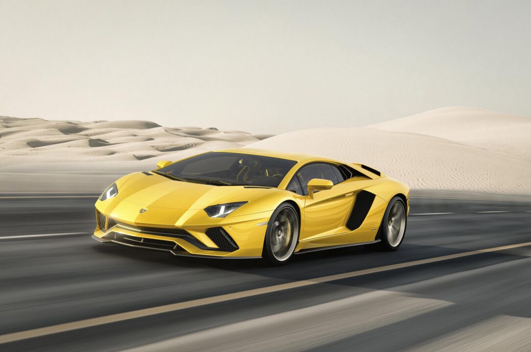 Lamborghini Aventador S Pictures