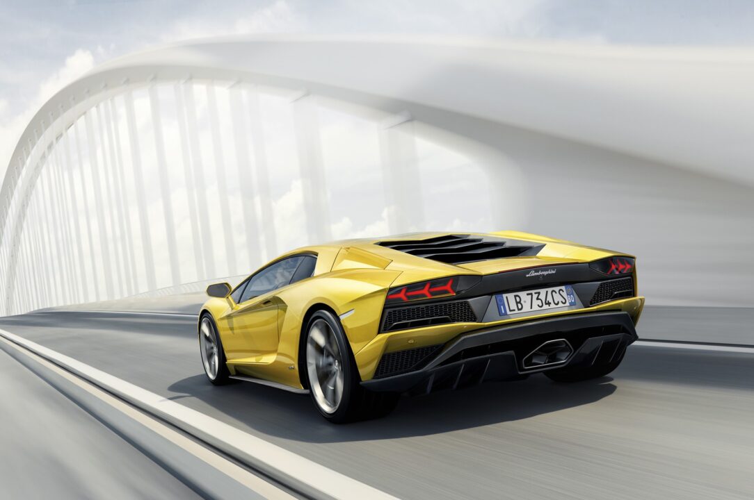 Lamborghini Aventador S Wallpapers