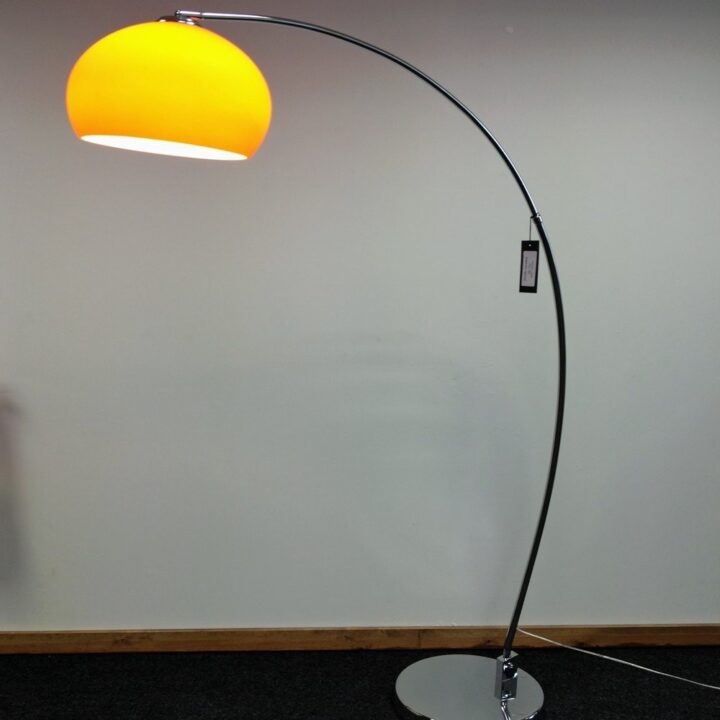 Lighting floor lamps