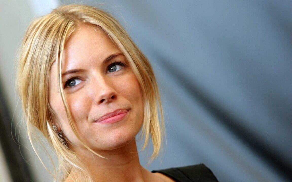 Sienna Miller Gallery