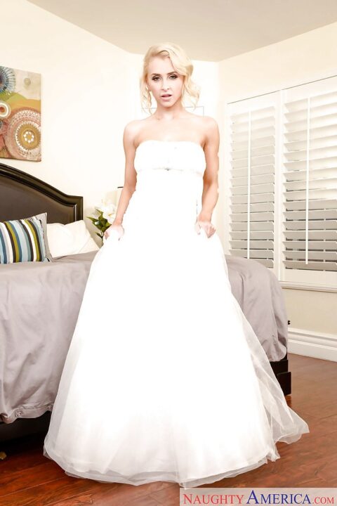 Alix Lynx Wedding Dress