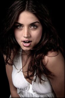 Ana de Armas Mobile Wallpapers