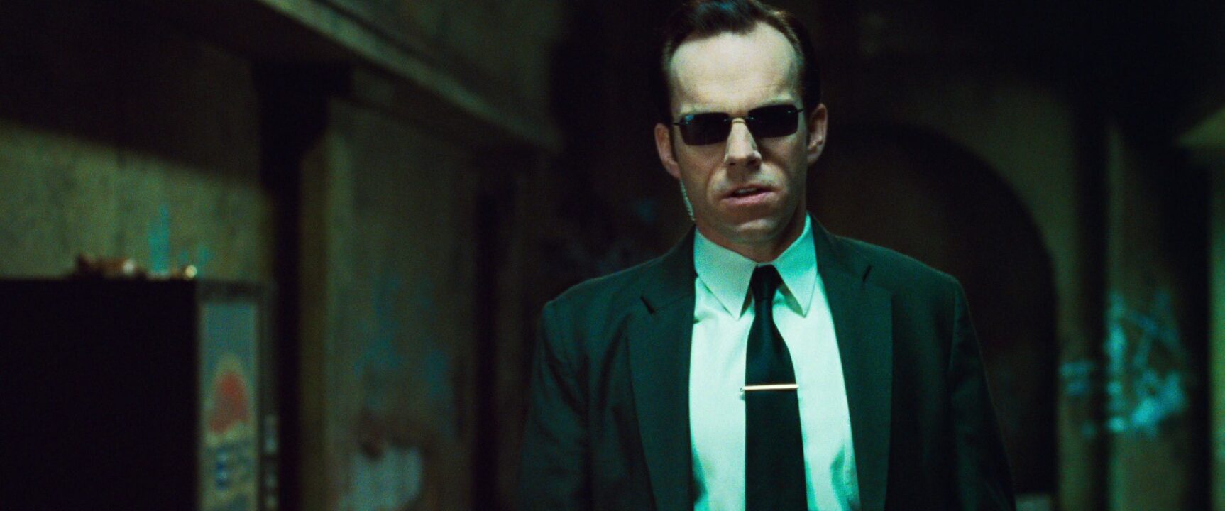 Hugo Weaving Background