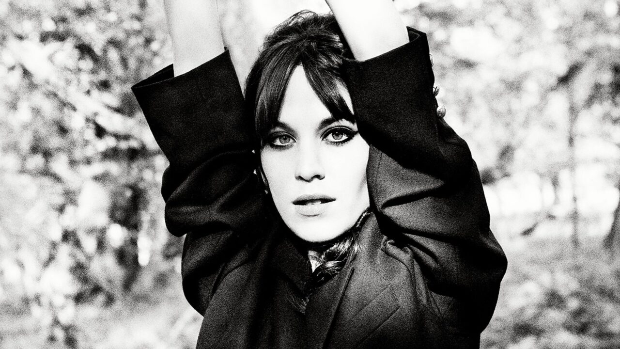 Alexa Chung Photos