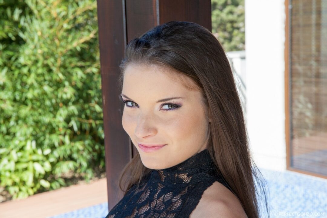 Anita Bellini Wallpapers
