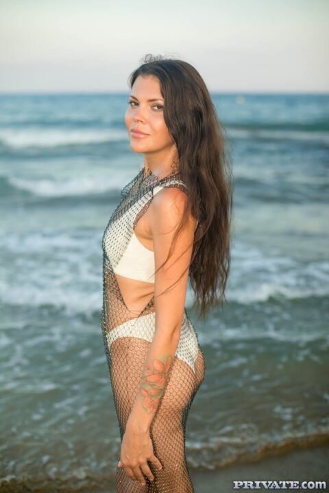 Tori Hendrix HD