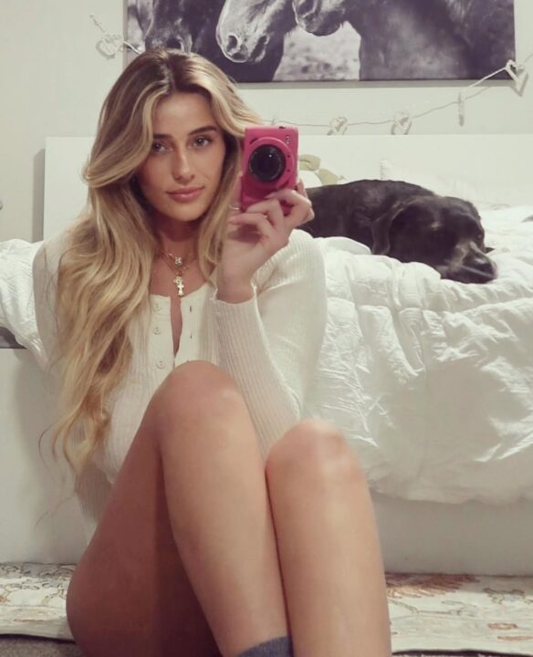 Madeline Hope Photo Gallery