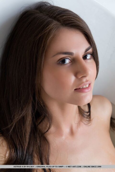 Michelle Alannis Naked