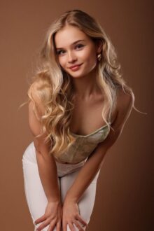 Veronika Miller
