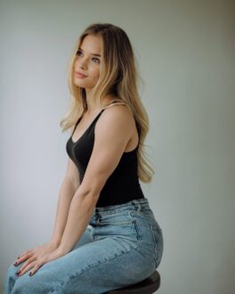 Veronika Miller images
