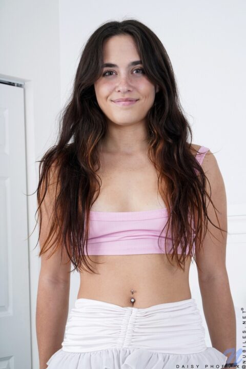 Daisy Phoenix Pics