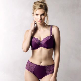 Karolina Szymczak Purple Lingerie
