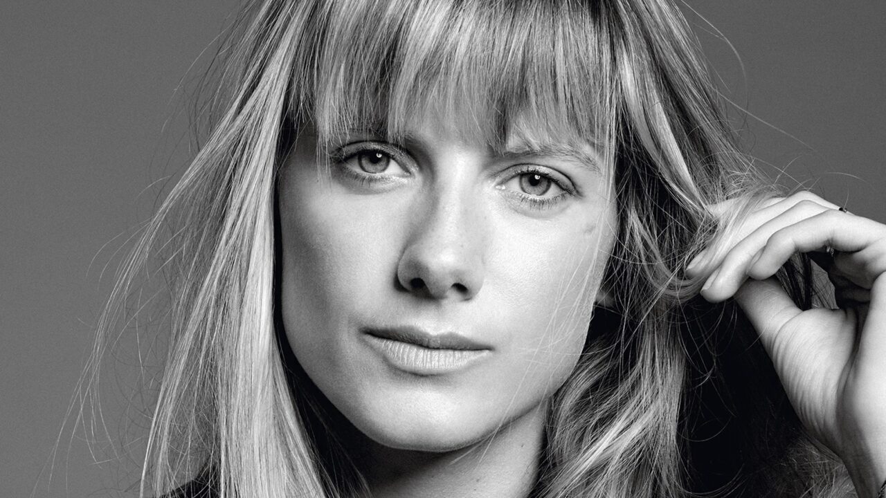 Melanie Laurent Face