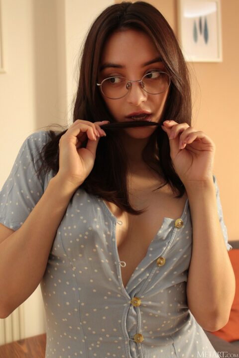 Olivia Linz Pics