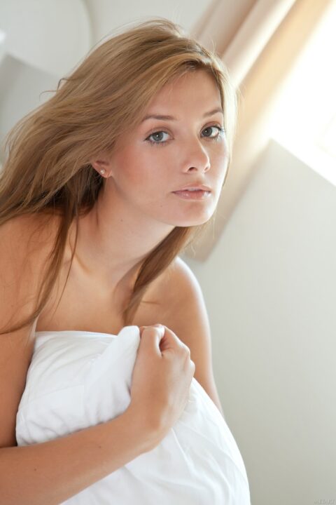 Anna Tatu Photo Gallery
