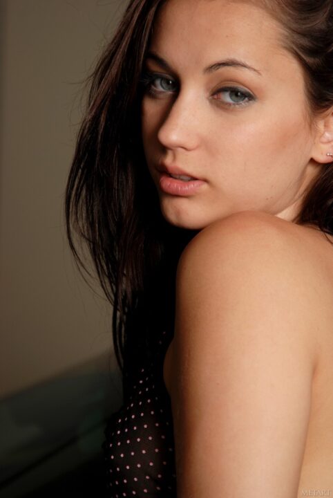 Georgia Jones Face