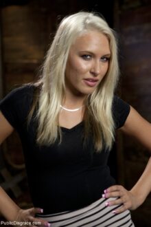 Katie Summers Pictures