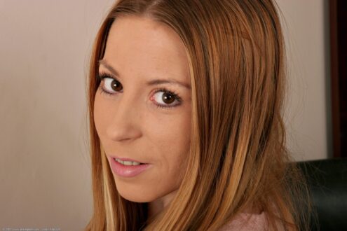 Lexi Leigh Face