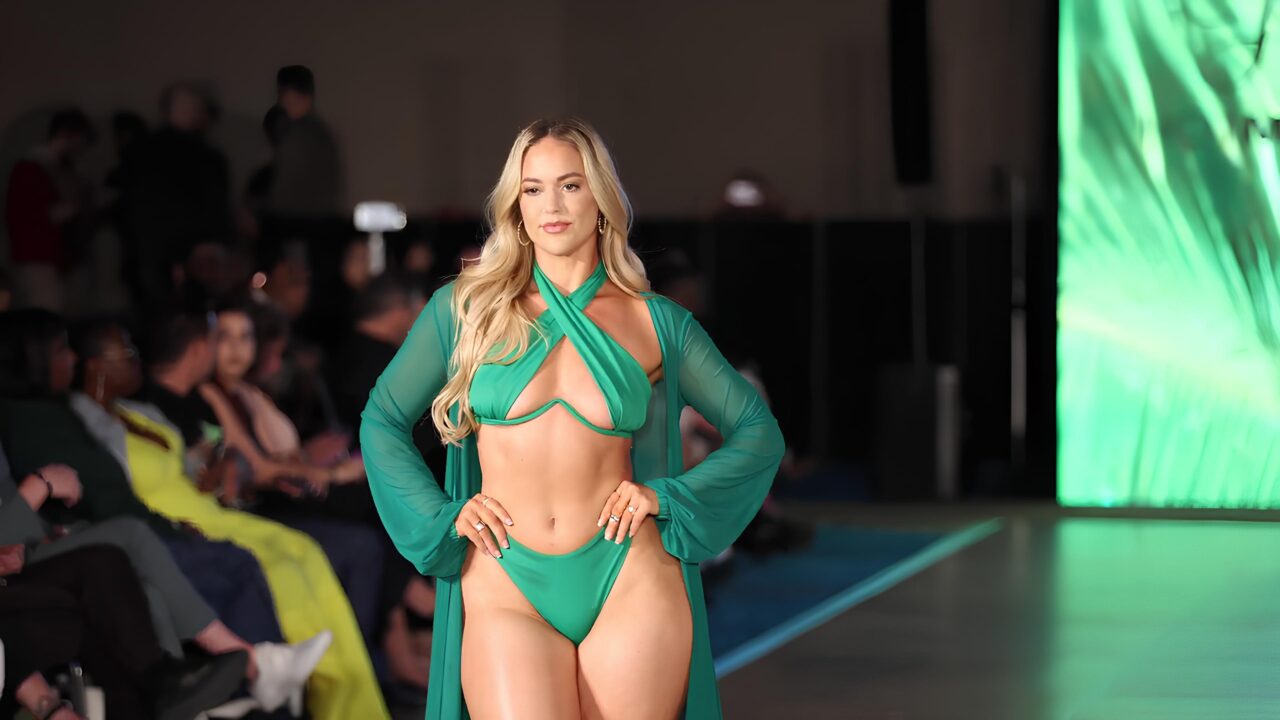 Marissa Dubois Wallpapers