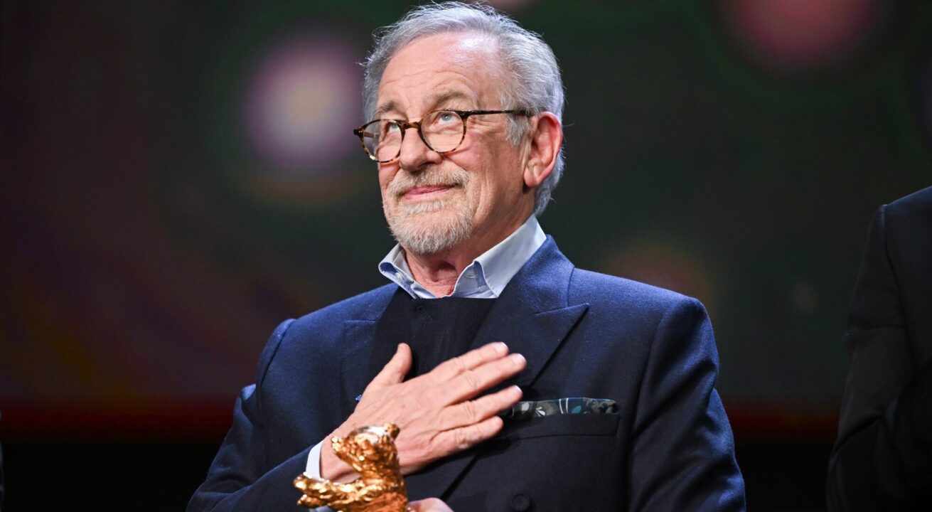 Steven Spielberg Background images
