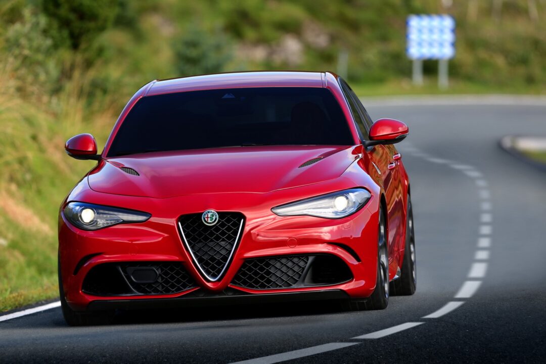 Alfa Romeo Giulia PC Wallpapers
