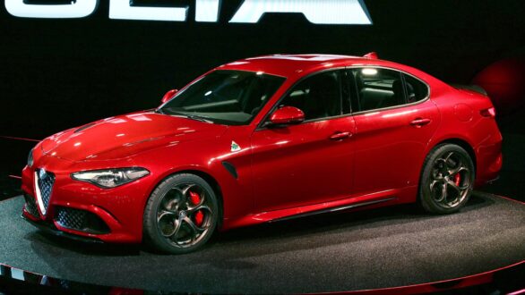 Alfa Romeo Giulia images