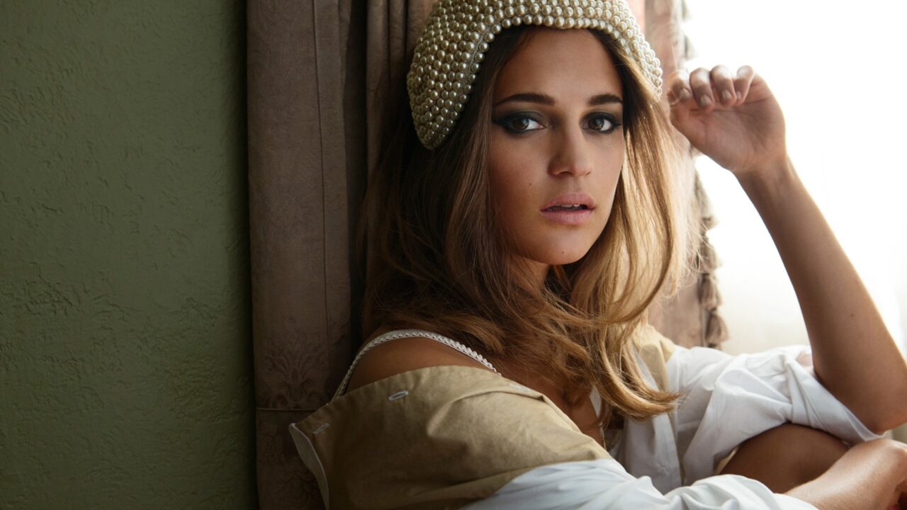 Alicia Vikander Desktop