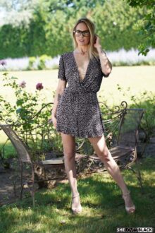 Amy Douxxx Pictures