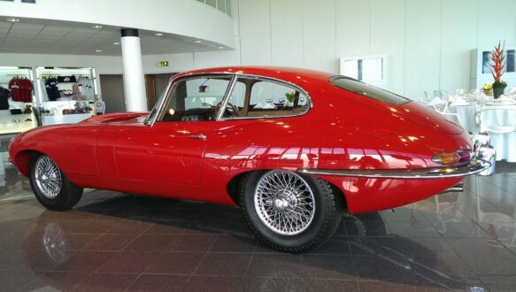 Jaguar E Type Photos