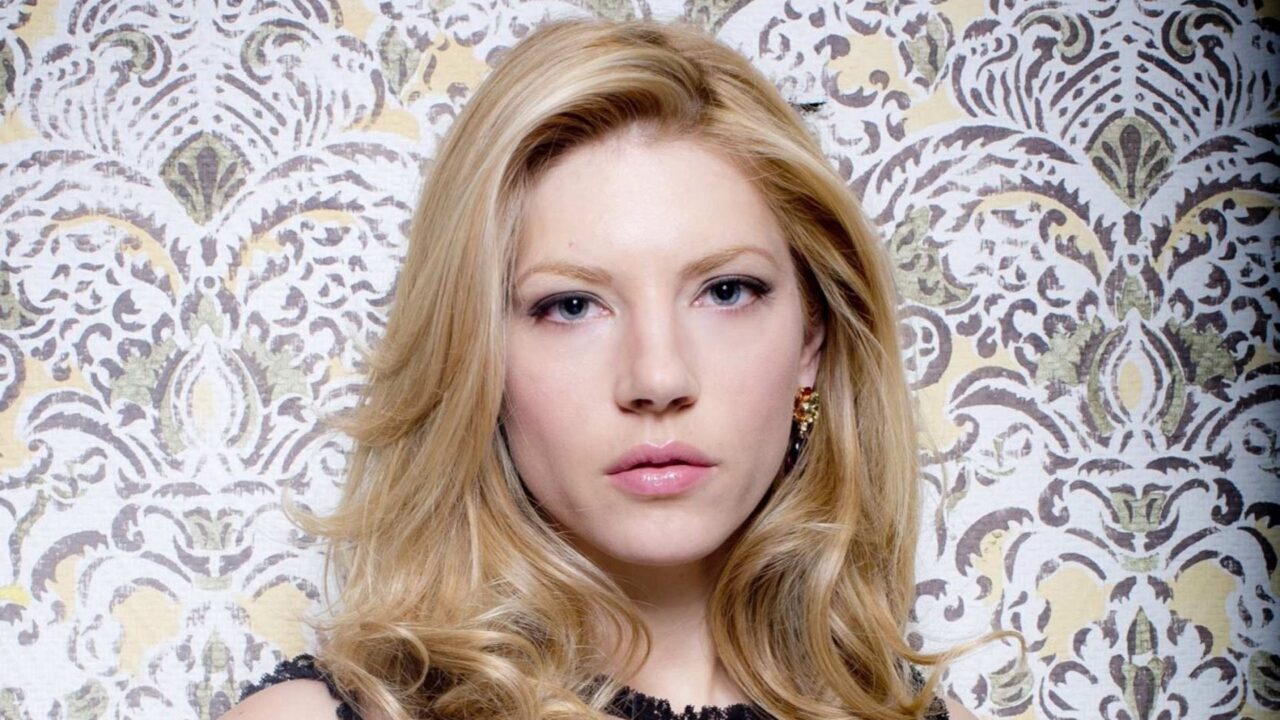 Katheryn Winnick High Quality Wallpapers