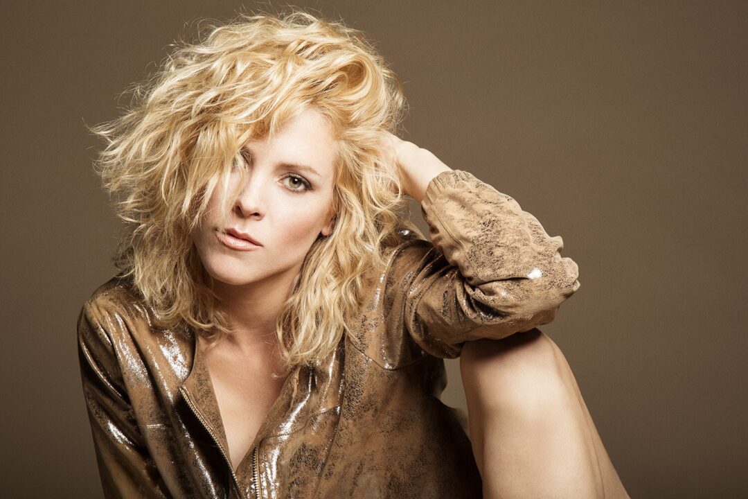 Maggie Civantos Wallpapers