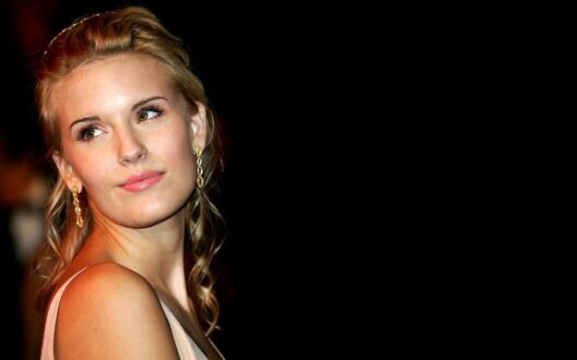 Maggie Grace Wallpapers