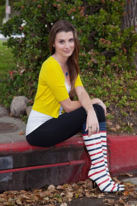 Shelby Dompnier