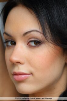 Sheri Vi Face