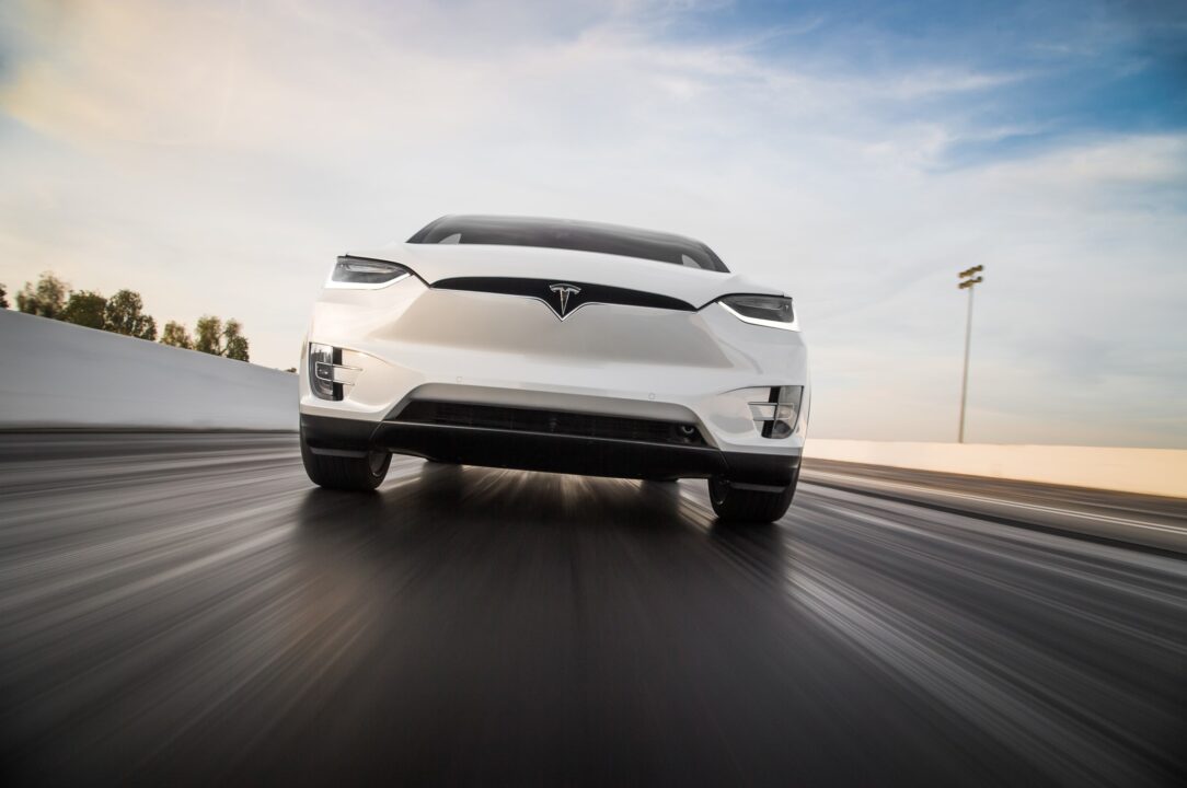 Tesla Model X 6